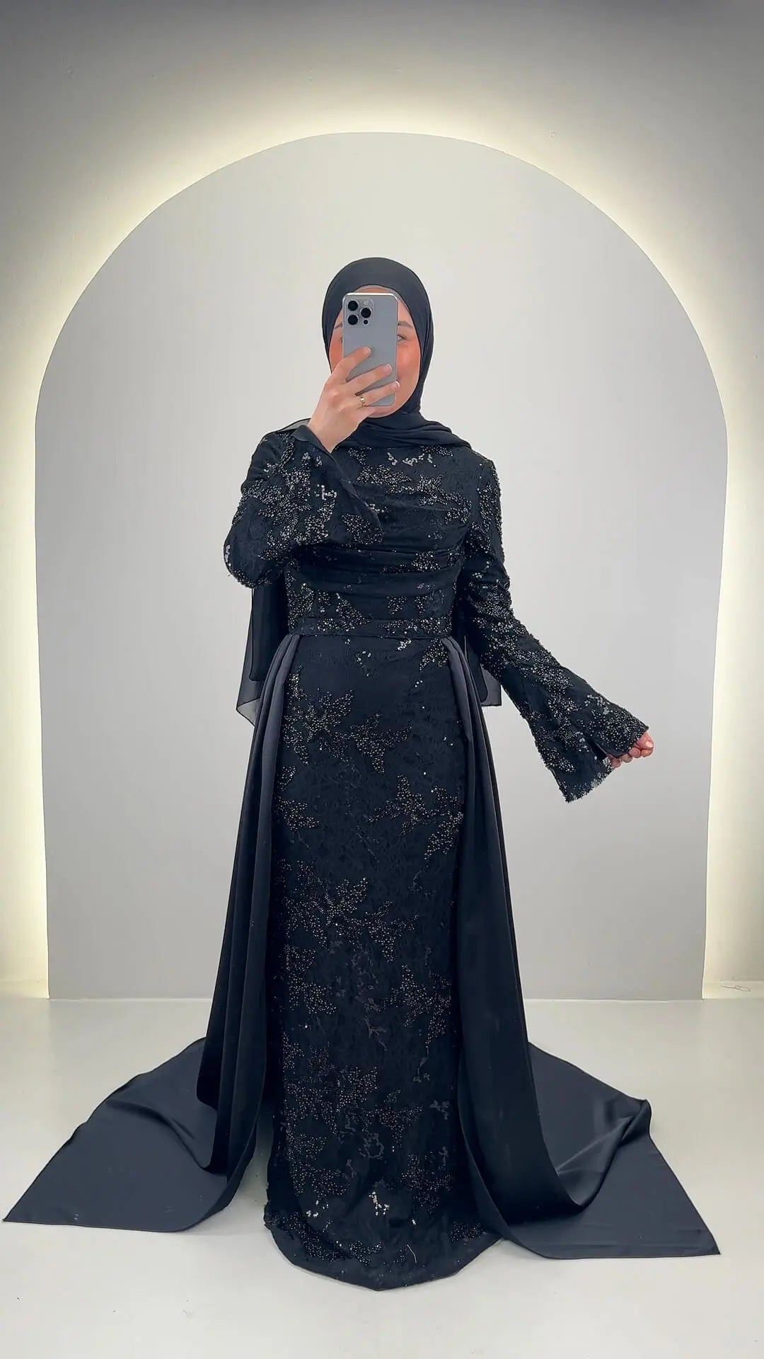 Azmia Siyah Abiye ve Şal
