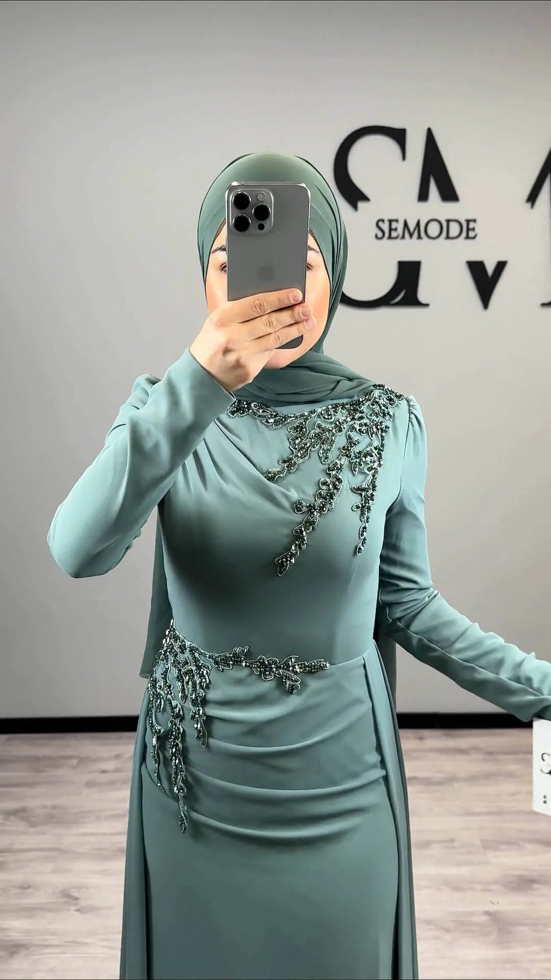 Sura Abendkleid Mint Semode