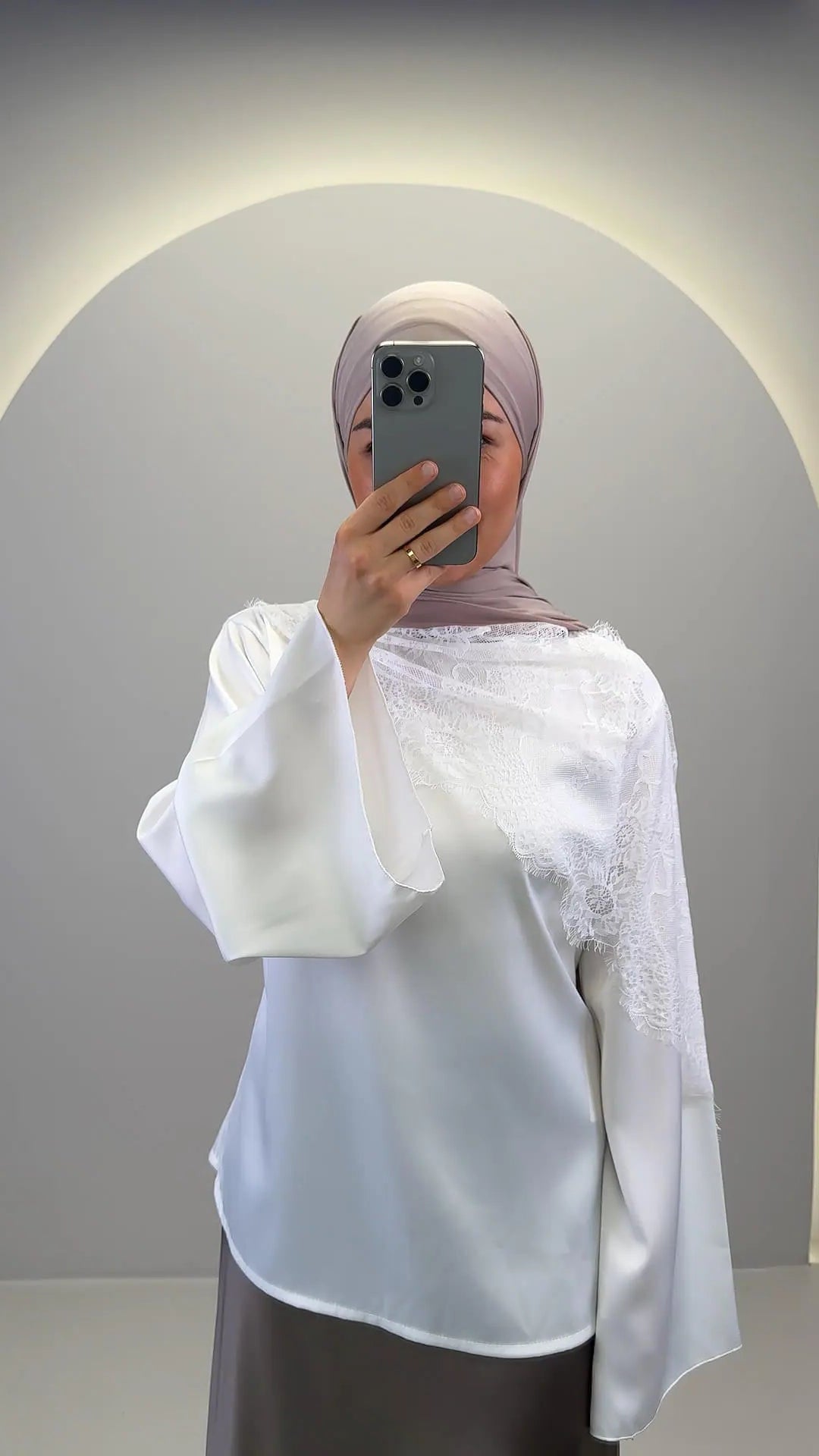 Yasminea Üst